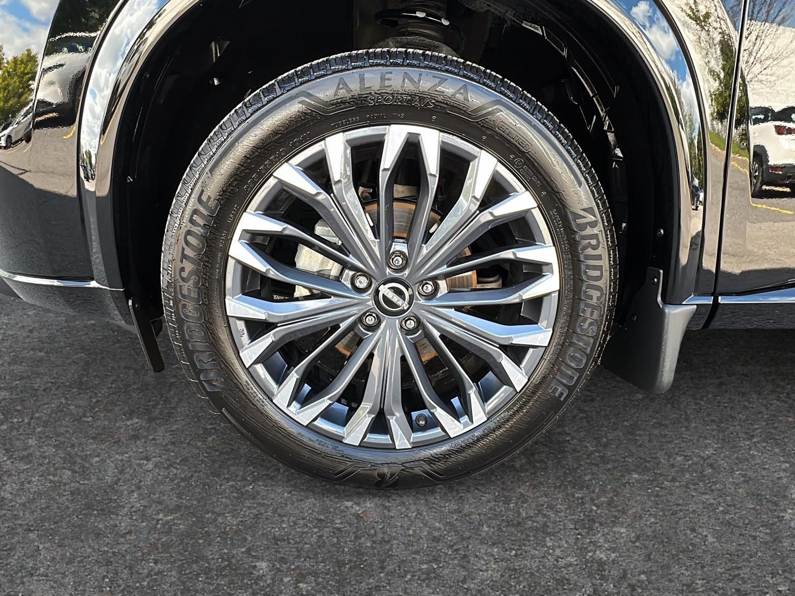 Photo 2024 Nissan Rogue PLATINUM AWD #7