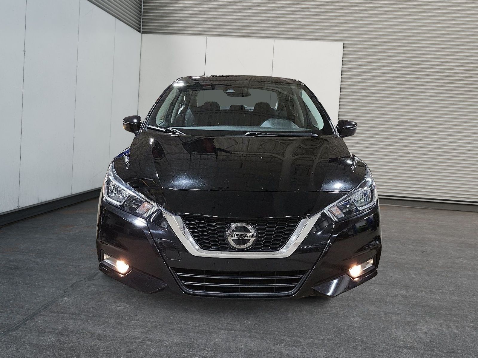 Photo 2021 Nissan Versa S #2