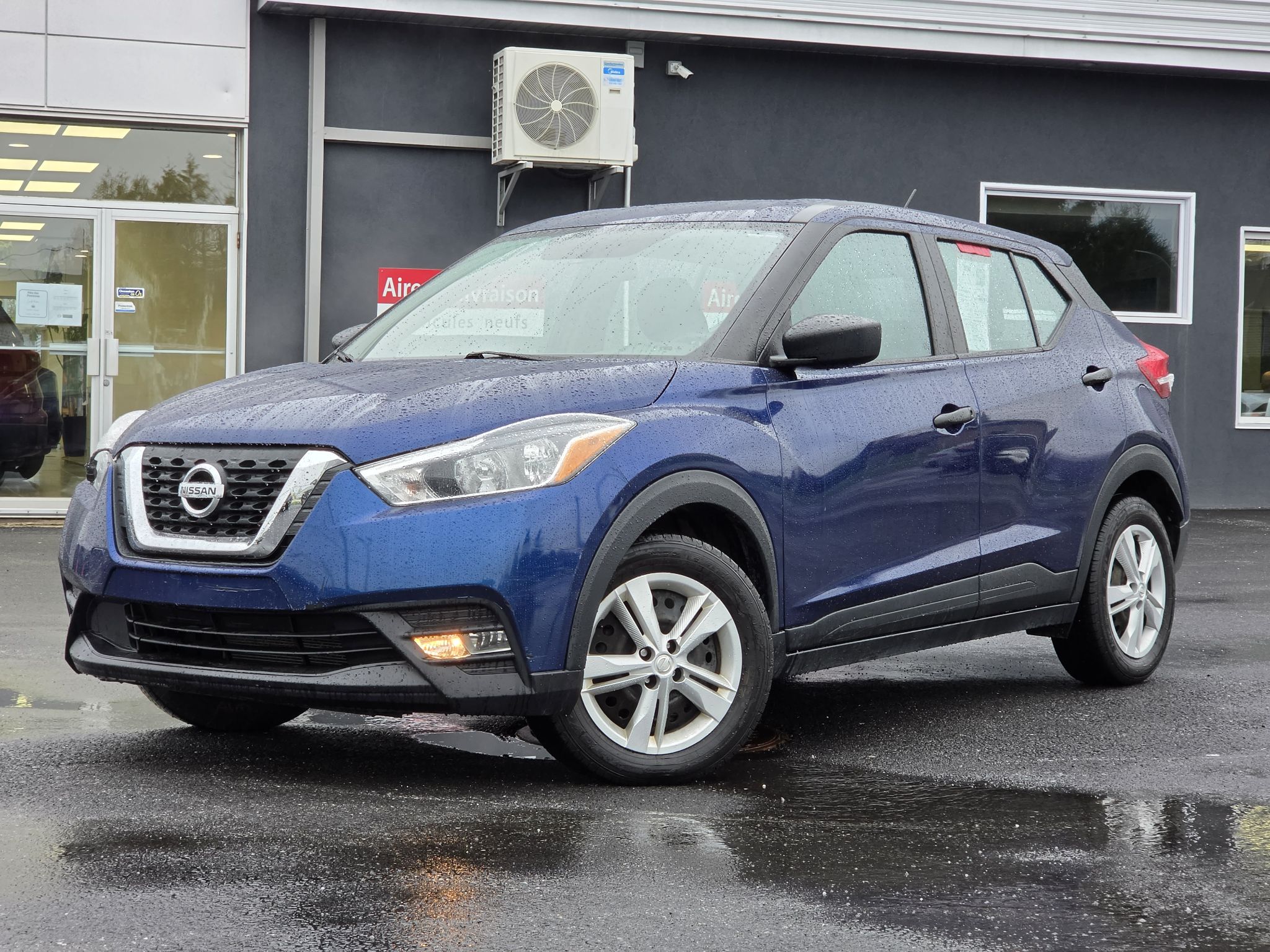2019 Nissan Kicks S