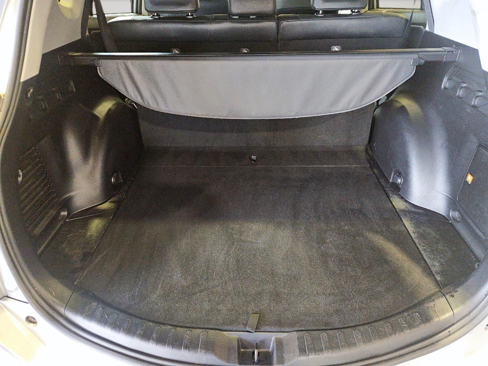 Photo Toyota RAV4 Limited AWD 2017 #6