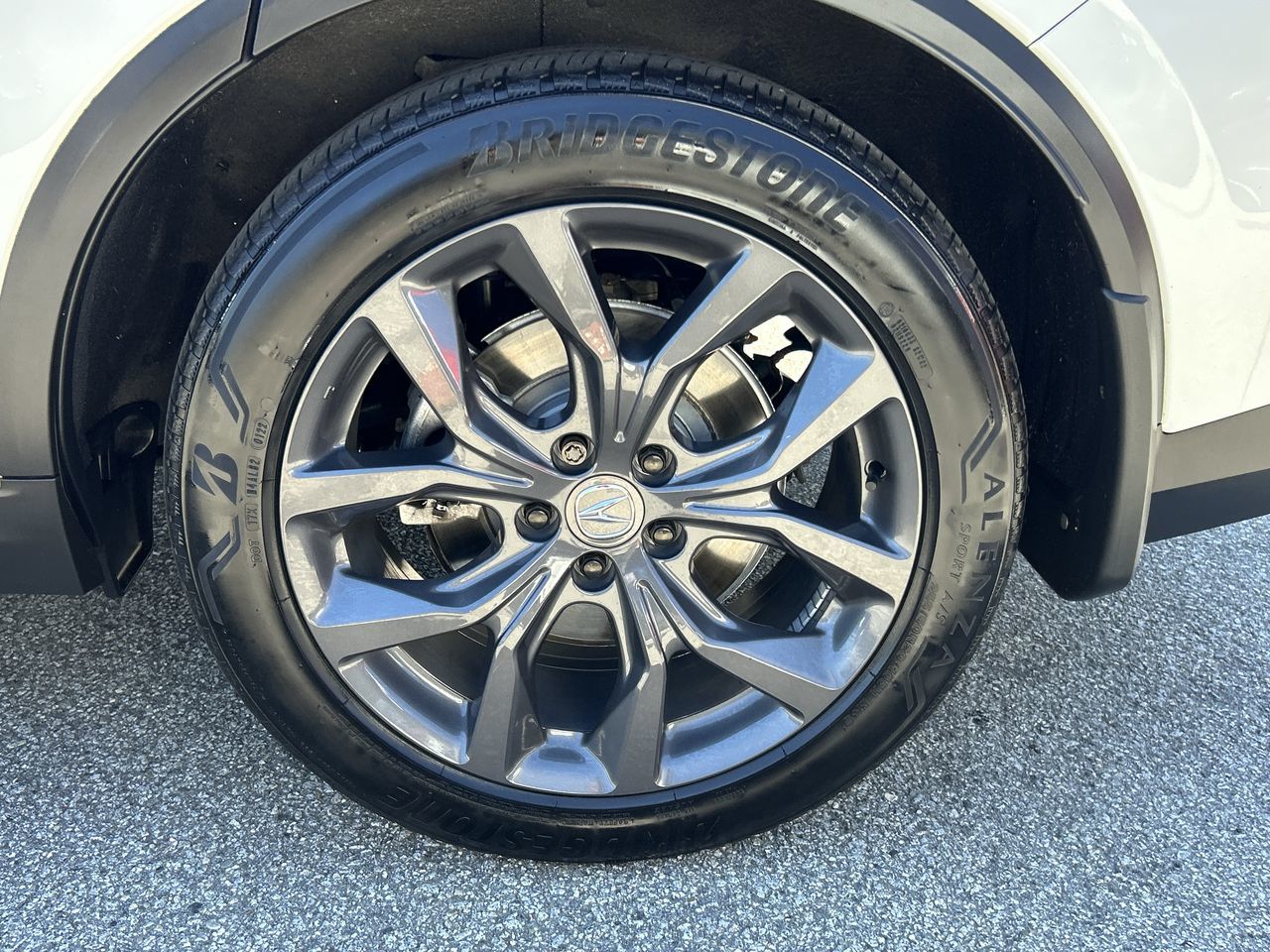 2022 Acura MDX in North Vancouver, British Columbia