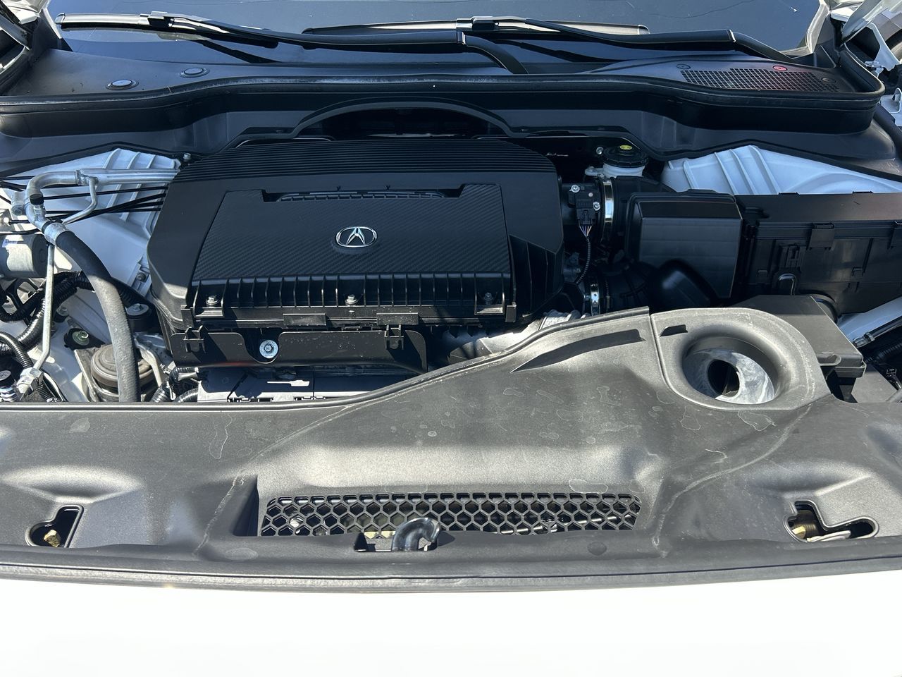2022 Acura MDX in North Vancouver, British Columbia