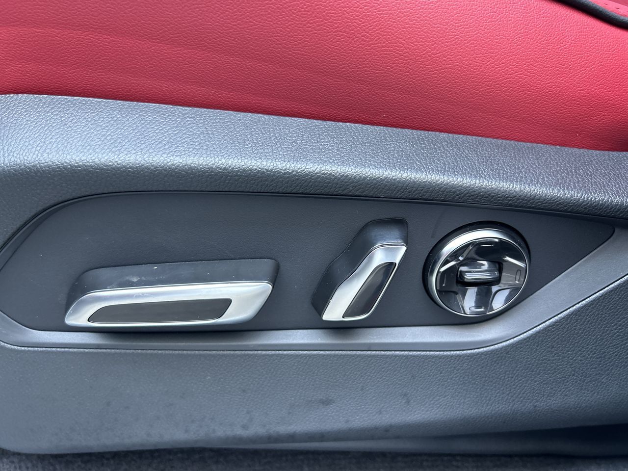 2025 Acura MDX in North Vancouver, British Columbia