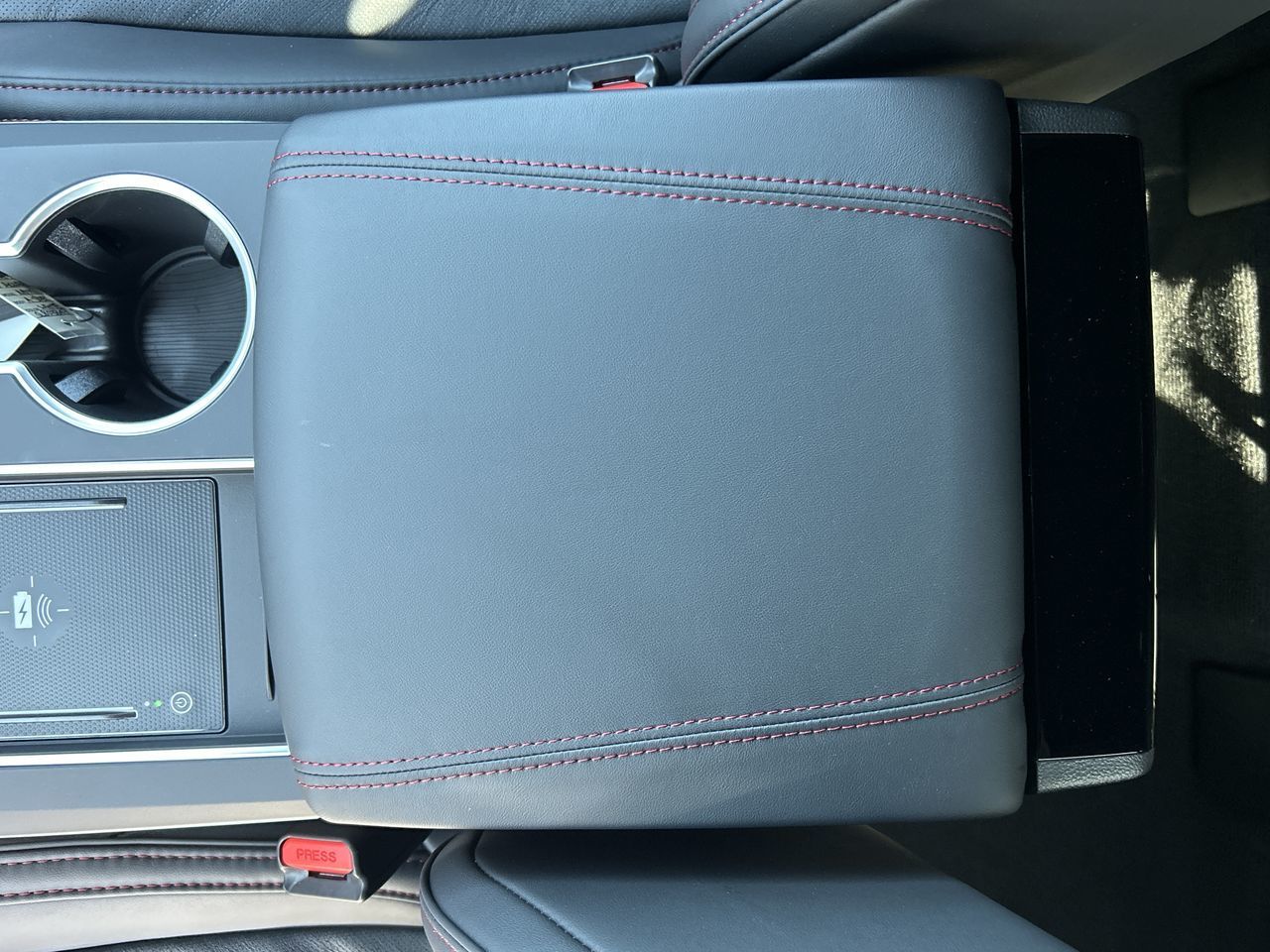 2025 Acura MDX in North Vancouver, British Columbia
