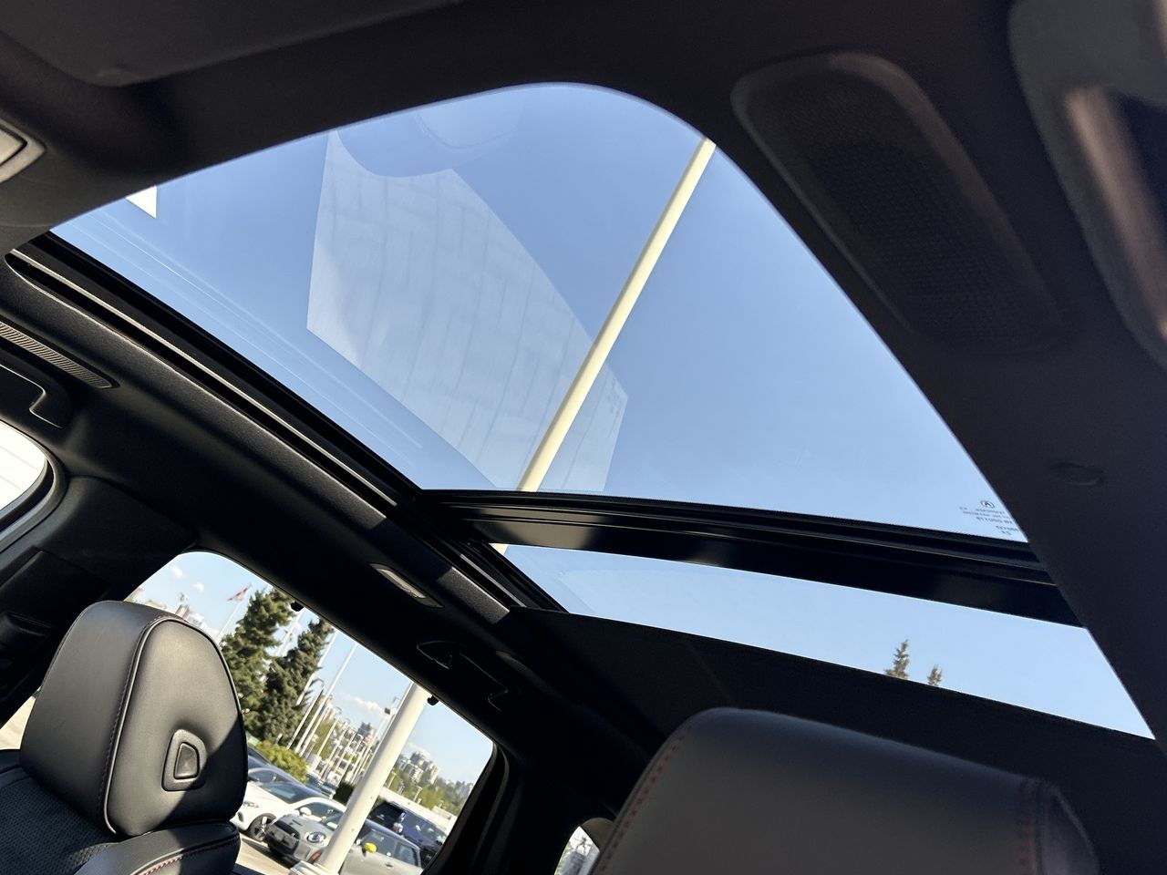 2025 Acura MDX in North Vancouver, British Columbia