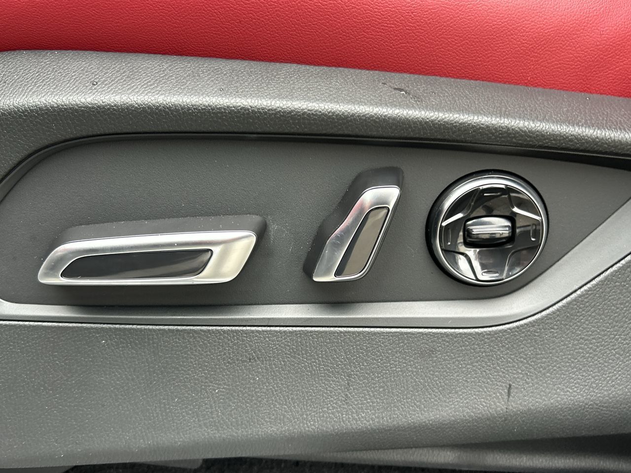 2025 Acura MDX in North Vancouver, British Columbia