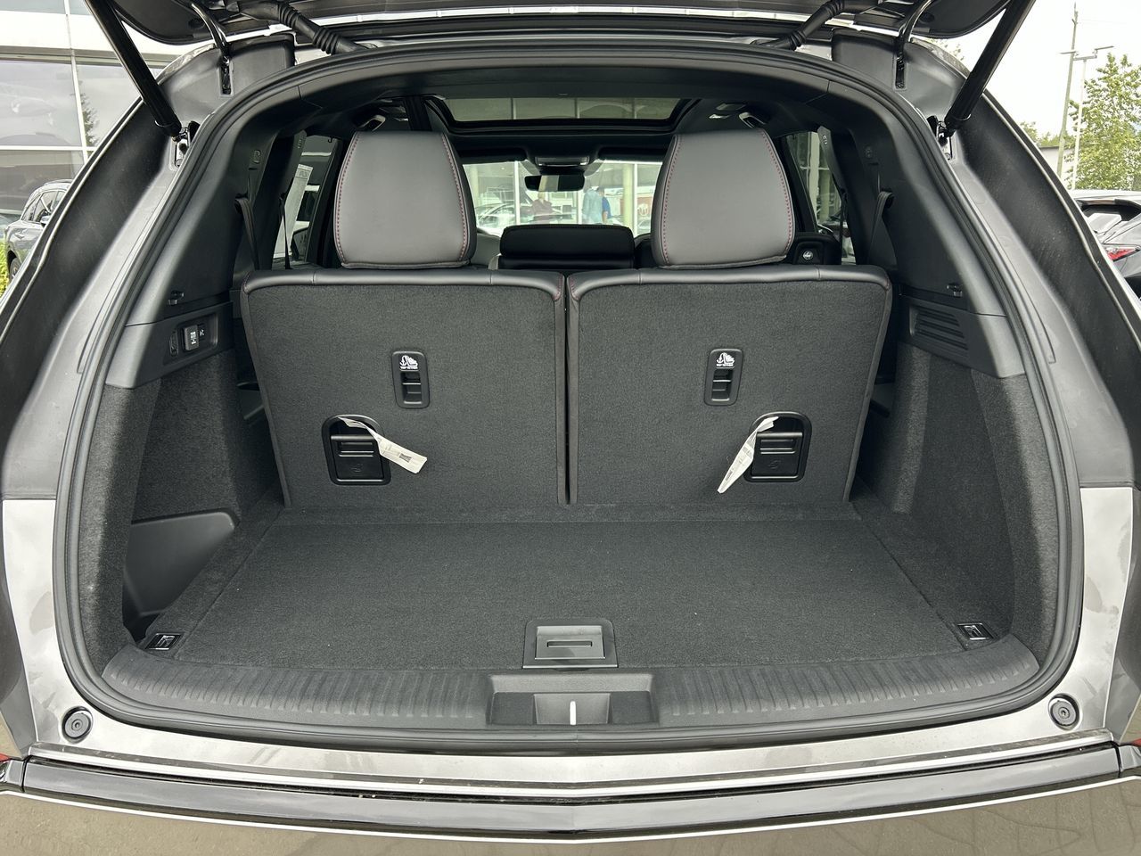2025 Acura MDX in North Vancouver, British Columbia