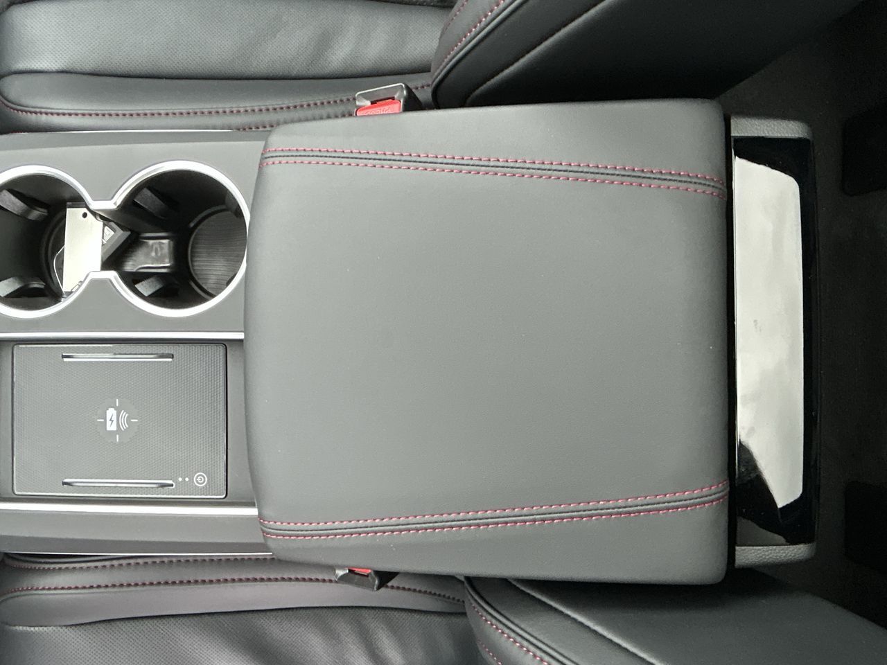 2025 Acura MDX in North Vancouver, British Columbia