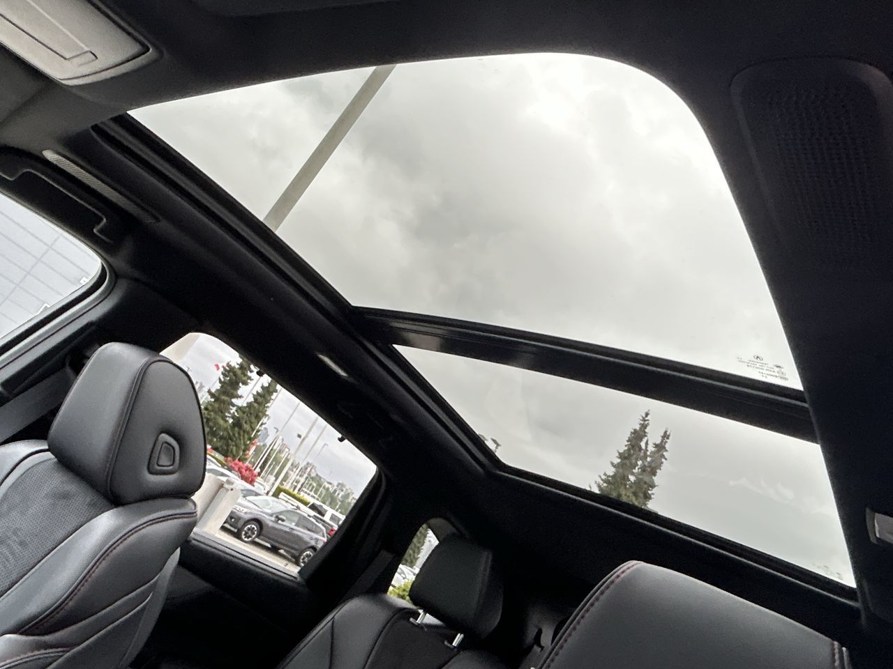 2025 Acura MDX in North Vancouver, British Columbia