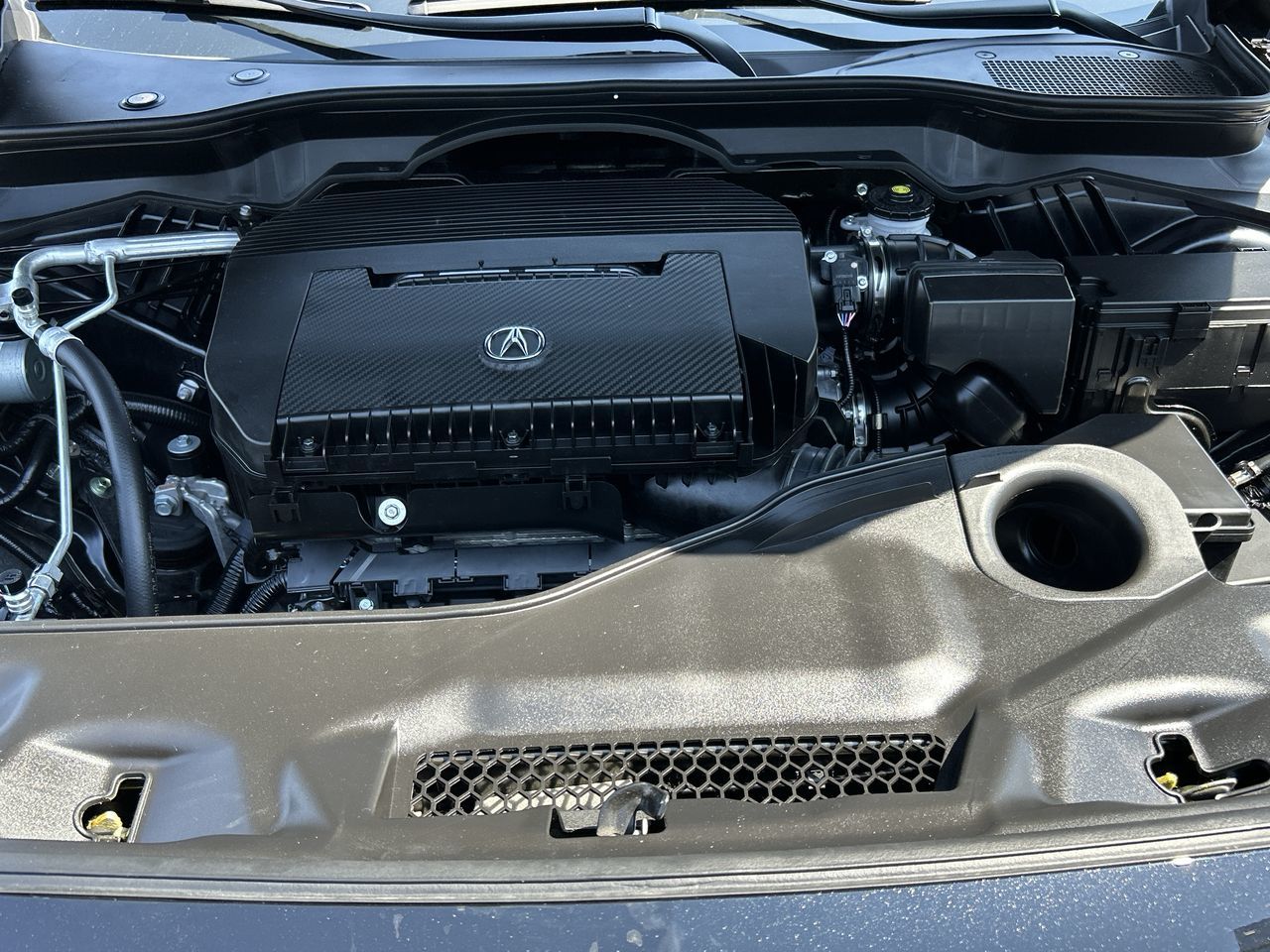 2025 Acura MDX in North Vancouver, British Columbia