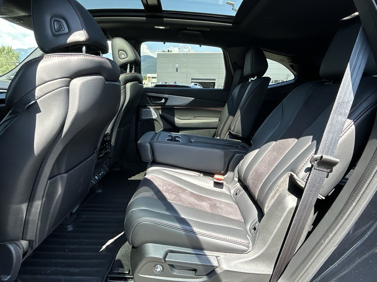2025 Acura MDX in North Vancouver, British Columbia