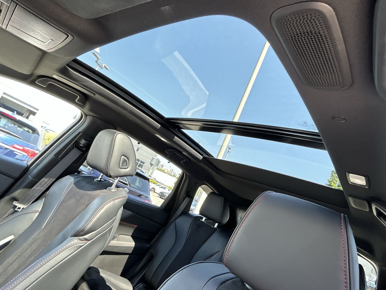 2025 Acura MDX in North Vancouver, British Columbia