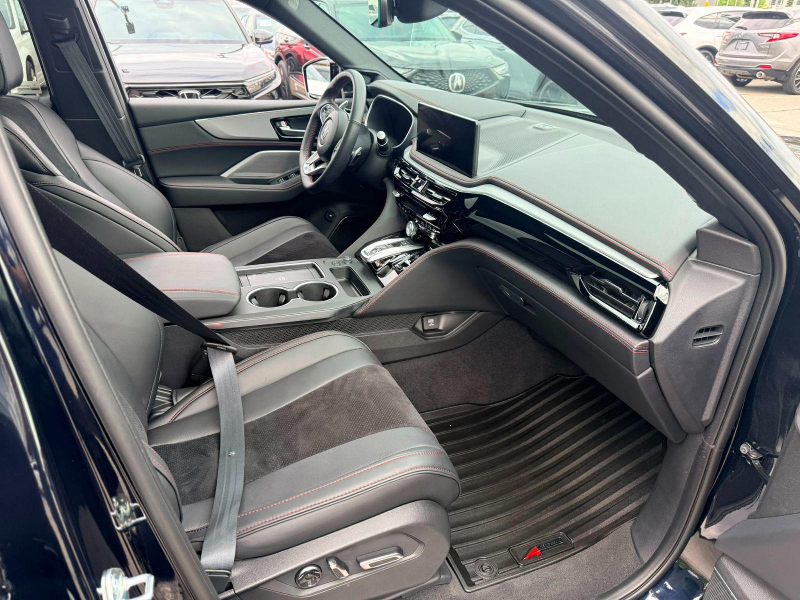 2025  MDX