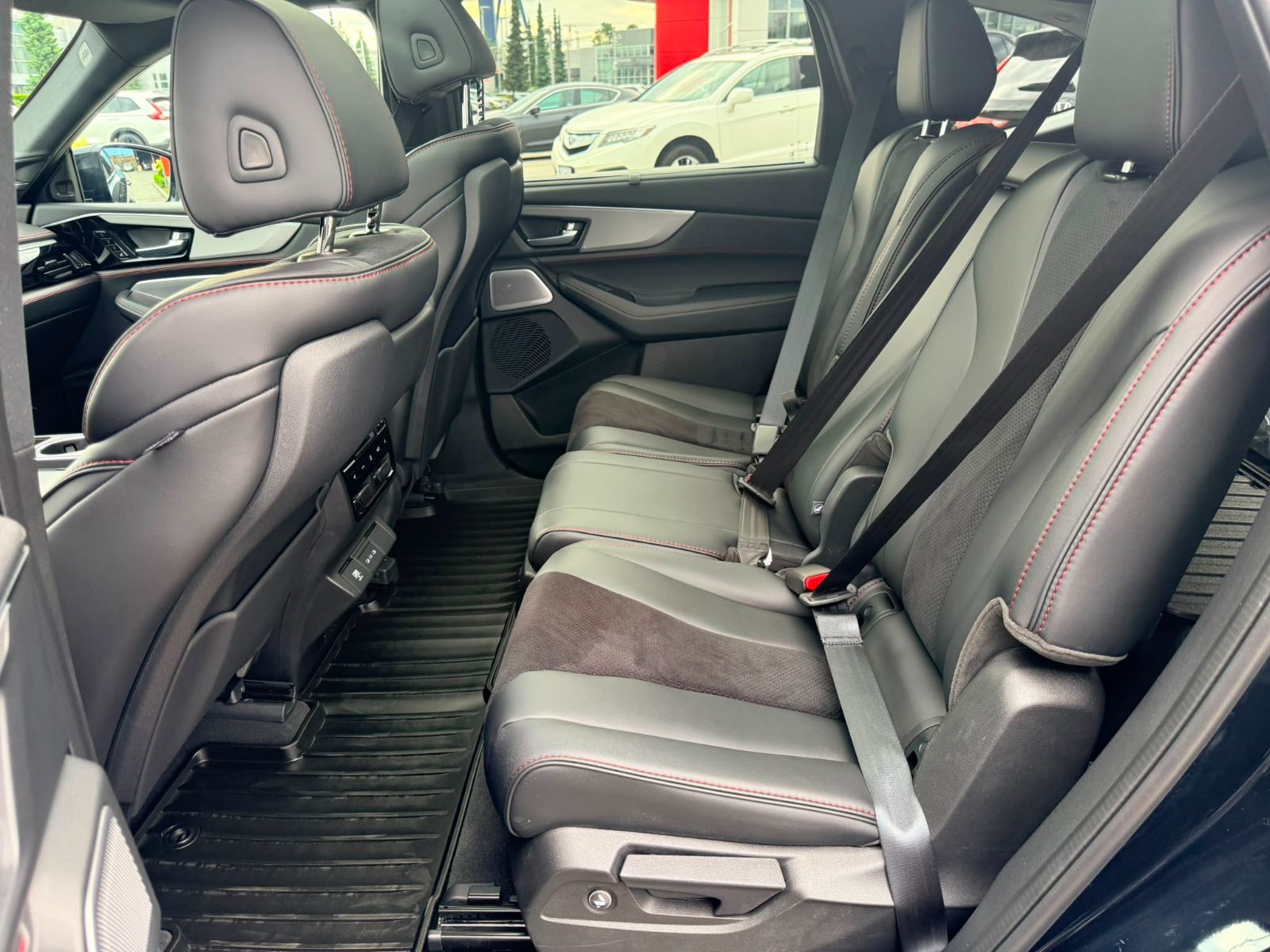 2025  MDX