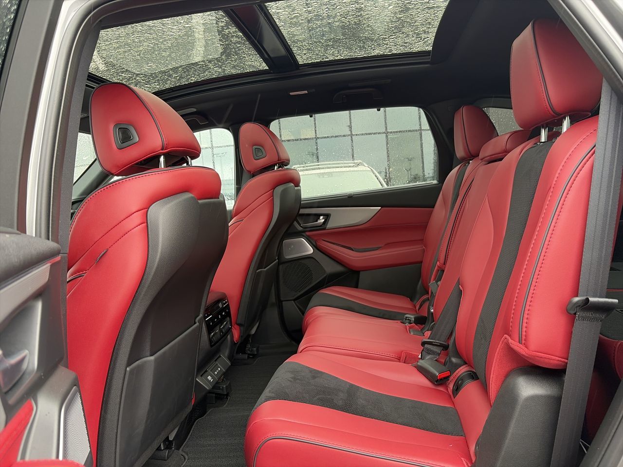 2025 Acura MDX
