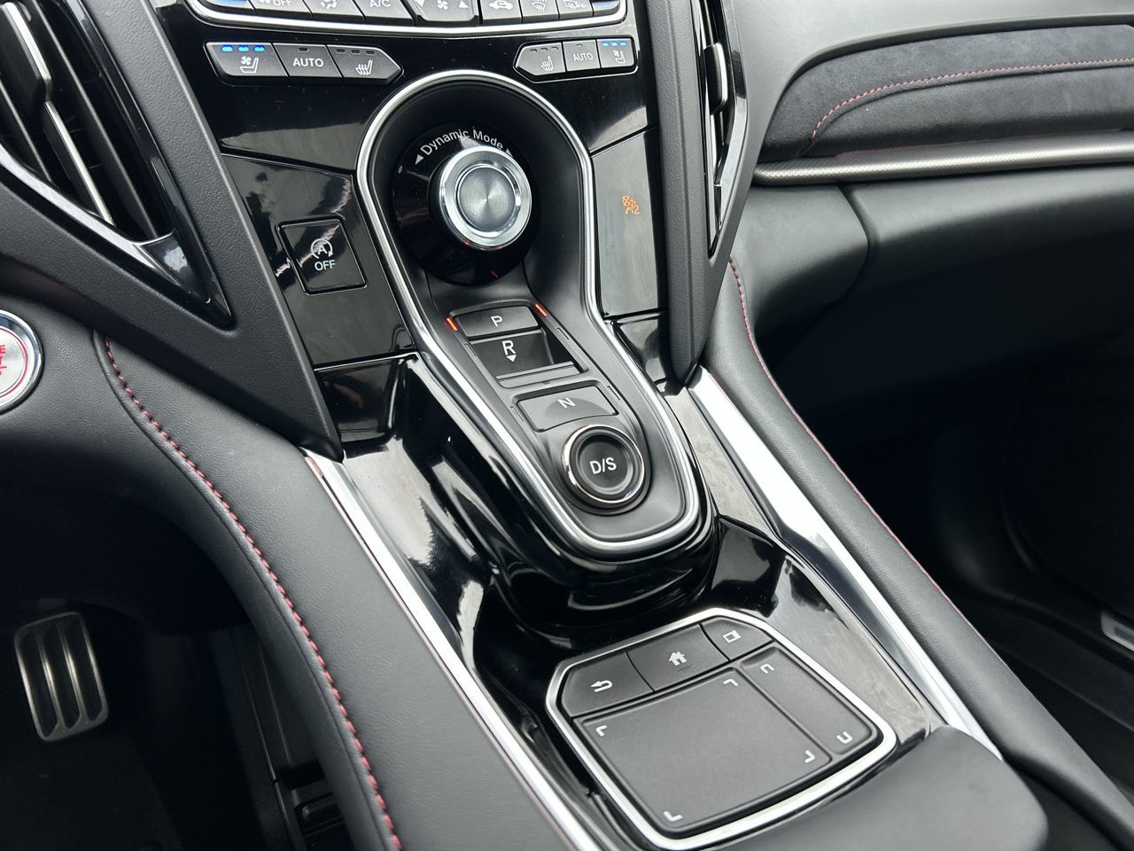 2022 Acura RDX in North Vancouver, British Columbia