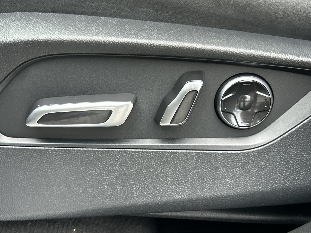 2022 Acura RDX in North Vancouver, British Columbia