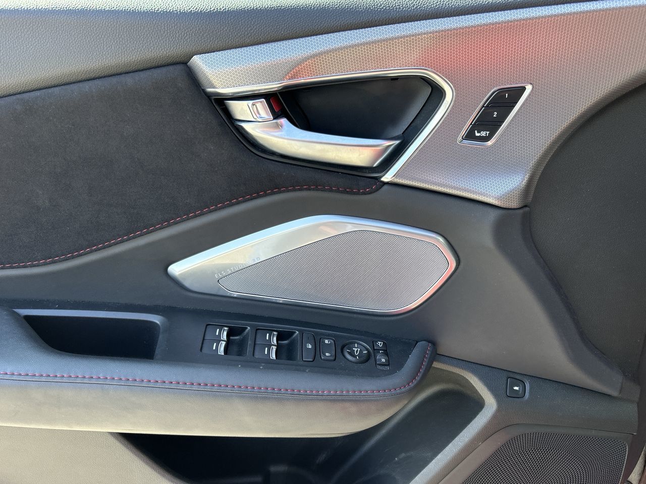 2023 Acura RDX in North Vancouver, British Columbia