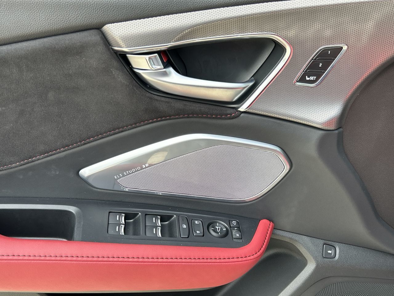 2024 Acura RDX in North Vancouver, British Columbia