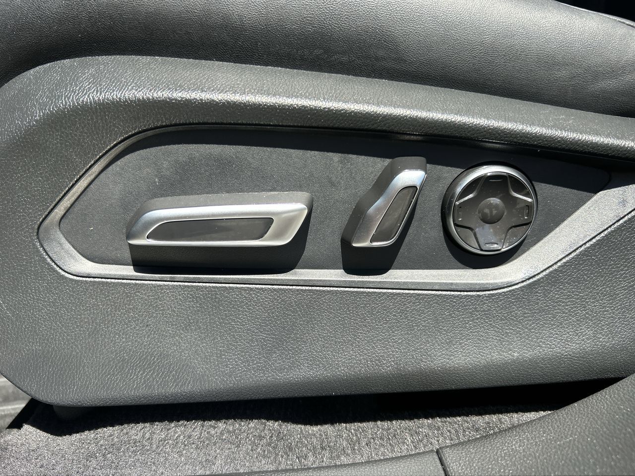 2024 Acura RDX in North Vancouver, British Columbia