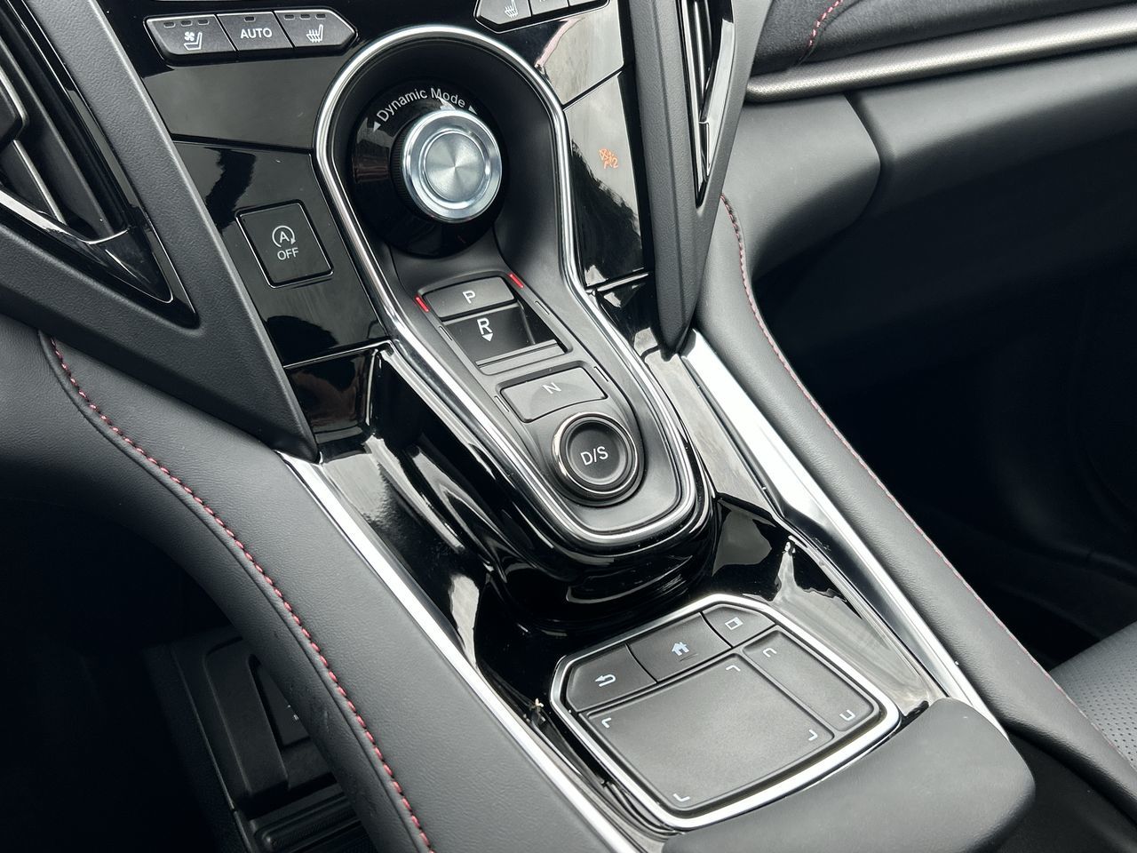 Acura RDX  2024 à Vancouver Nord, Colombie-Britannique