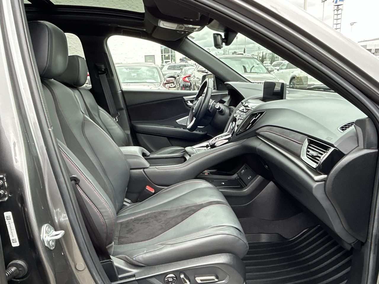 Acura RDX  2024 à Vancouver Nord, Colombie-Britannique