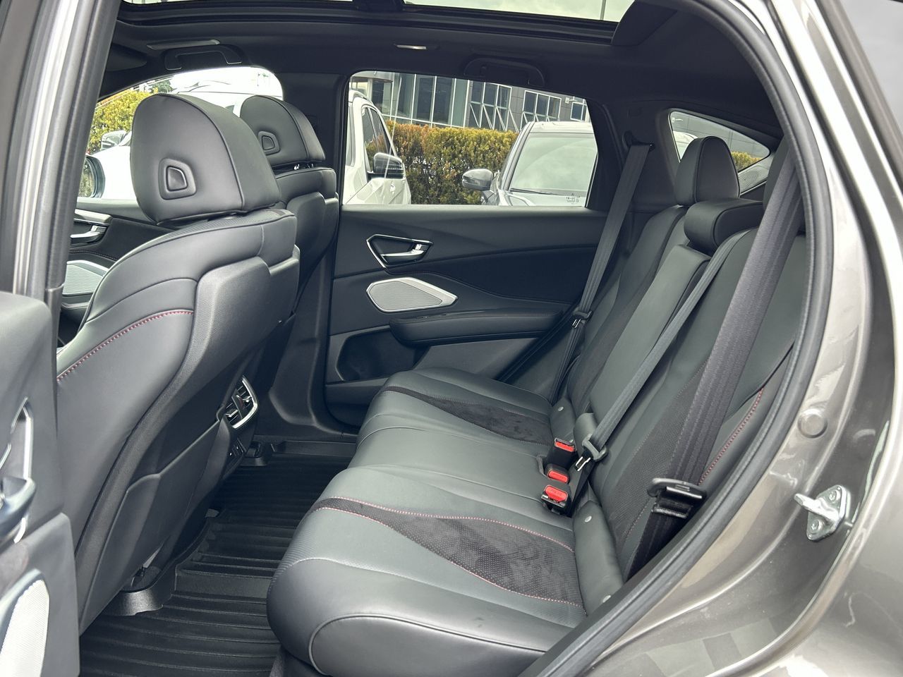 Acura RDX  2024 à Vancouver Nord, Colombie-Britannique