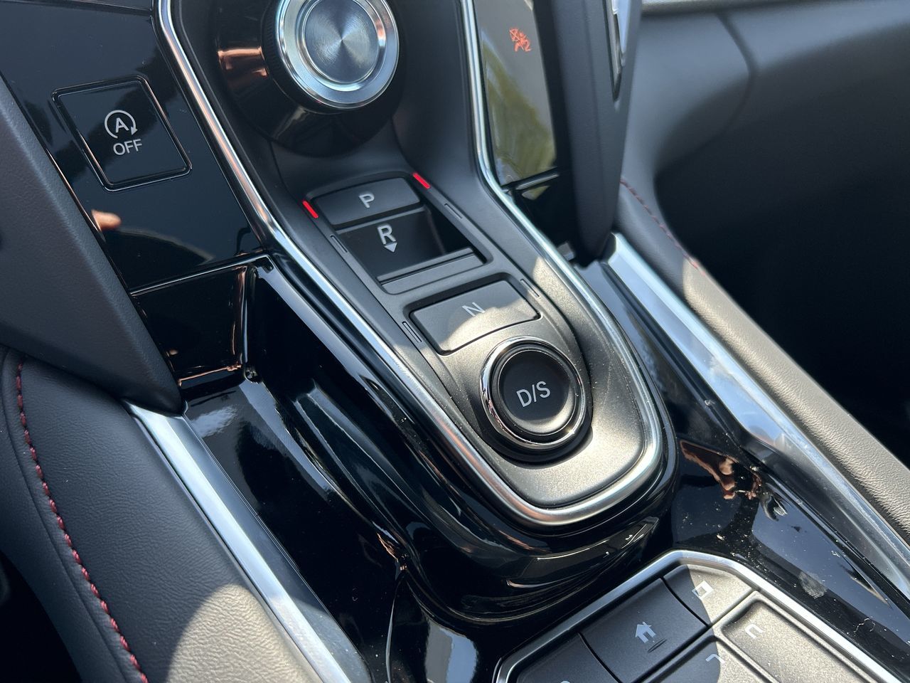 2025 Acura RDX in North Vancouver, British Columbia