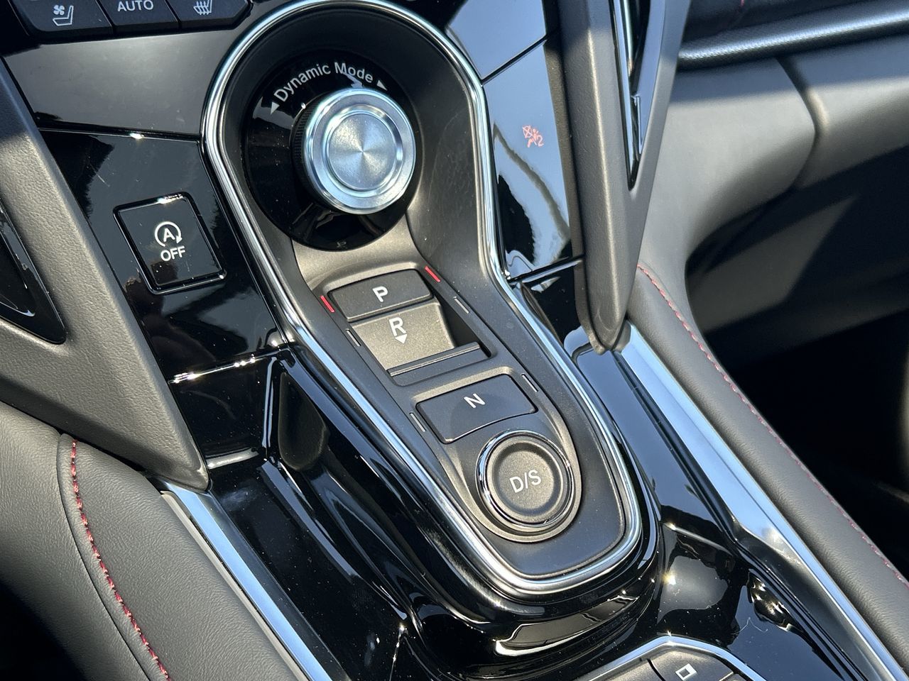 2025 Acura RDX in North Vancouver, British Columbia