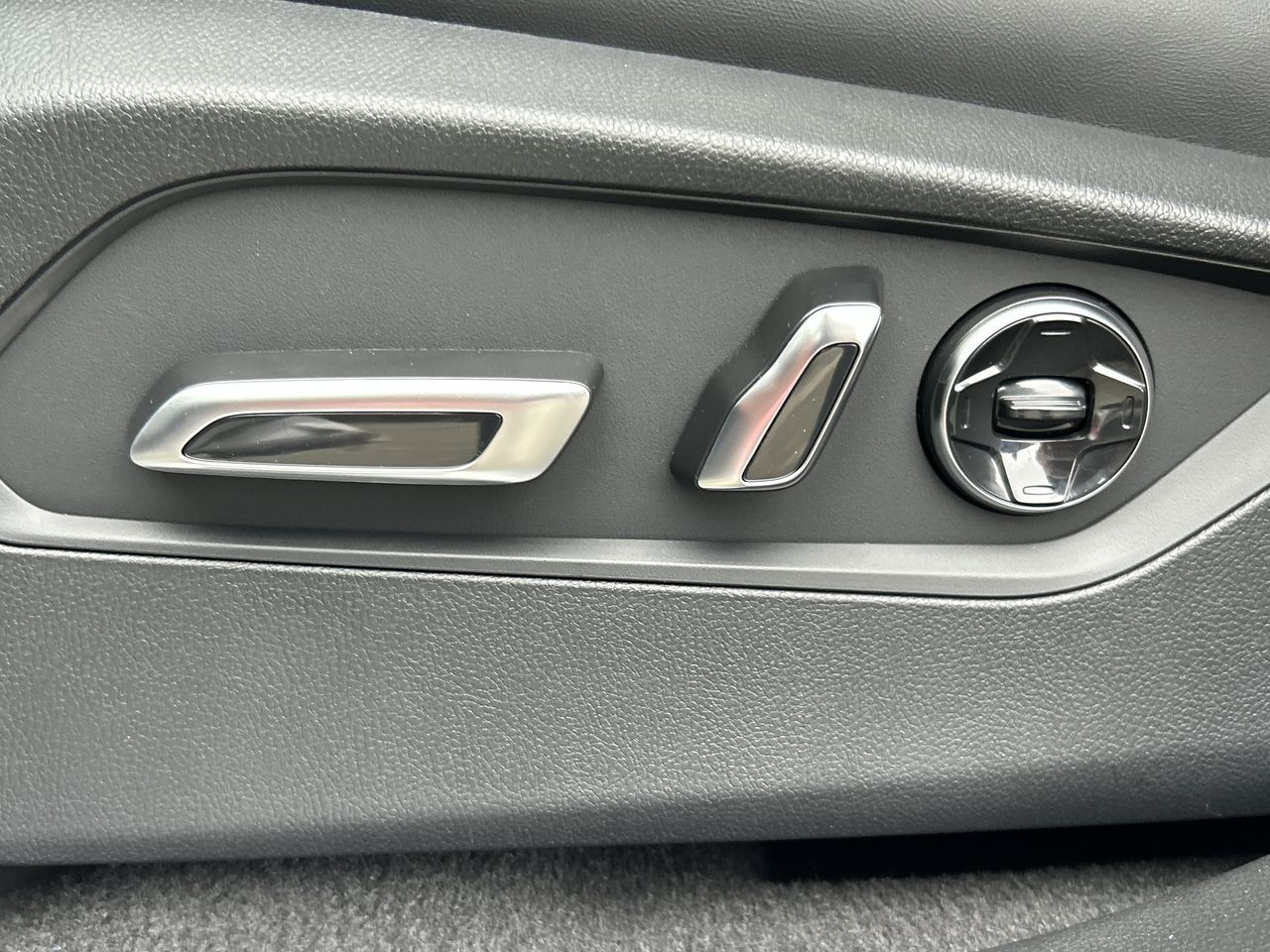 2025 Acura RDX in North Vancouver, British Columbia