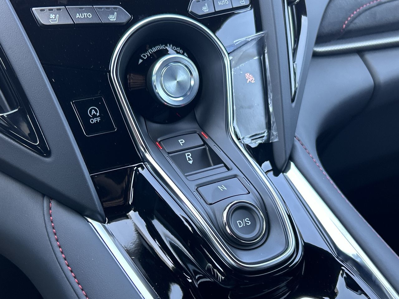2025 Acura RDX in North Vancouver, British Columbia