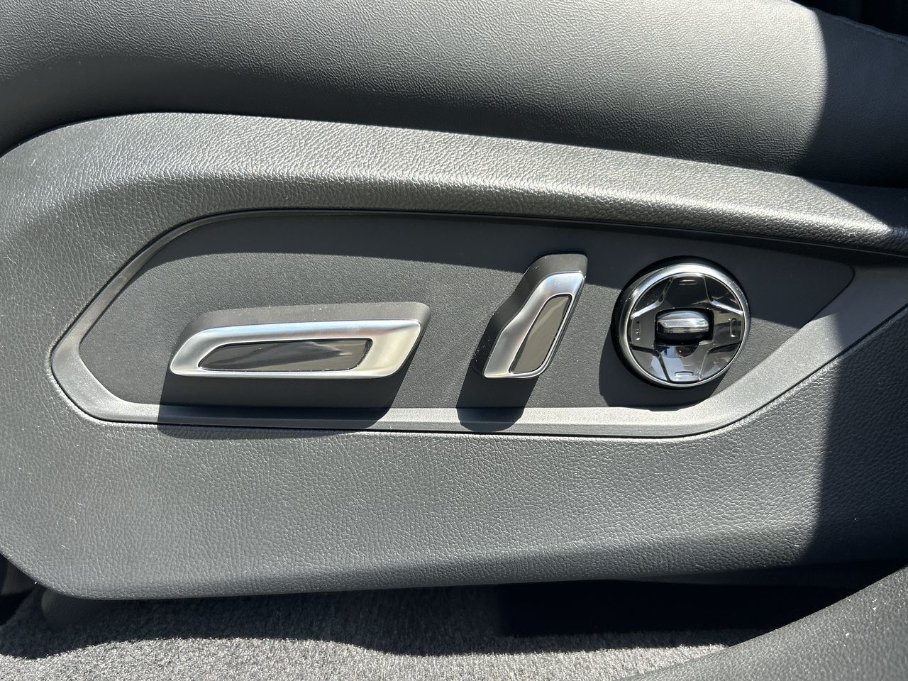 2025 Acura RDX in North Vancouver, British Columbia