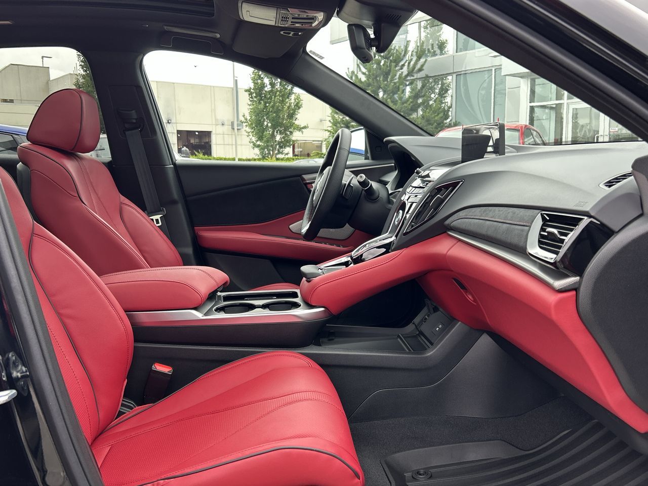 2025 Acura RDX in North Vancouver, British Columbia