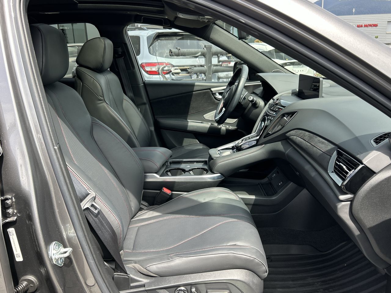 2025  RDX