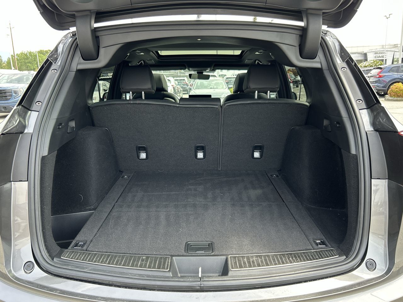 2025  RDX