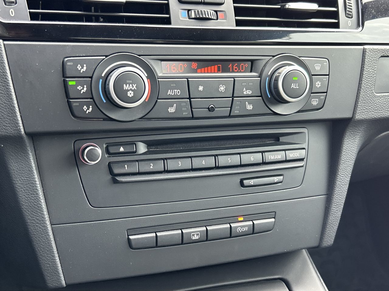 2011  M3