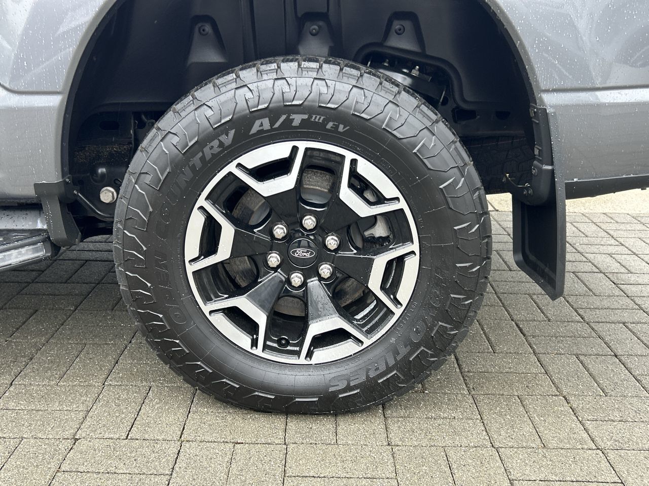 2024 Ford F-150 Lightning in North Vancouver, British Columbia