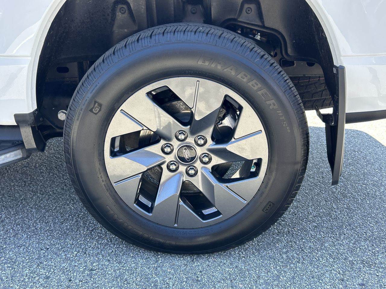 2023 Ford F150 Lightning in North Vancouver, British Columbia