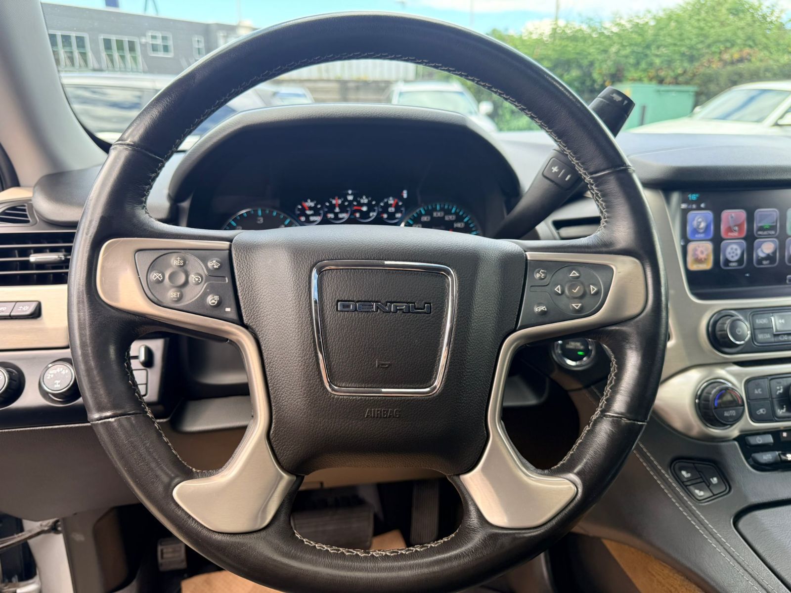 2020 GMC Yukon in North Vancouver, British Columbia