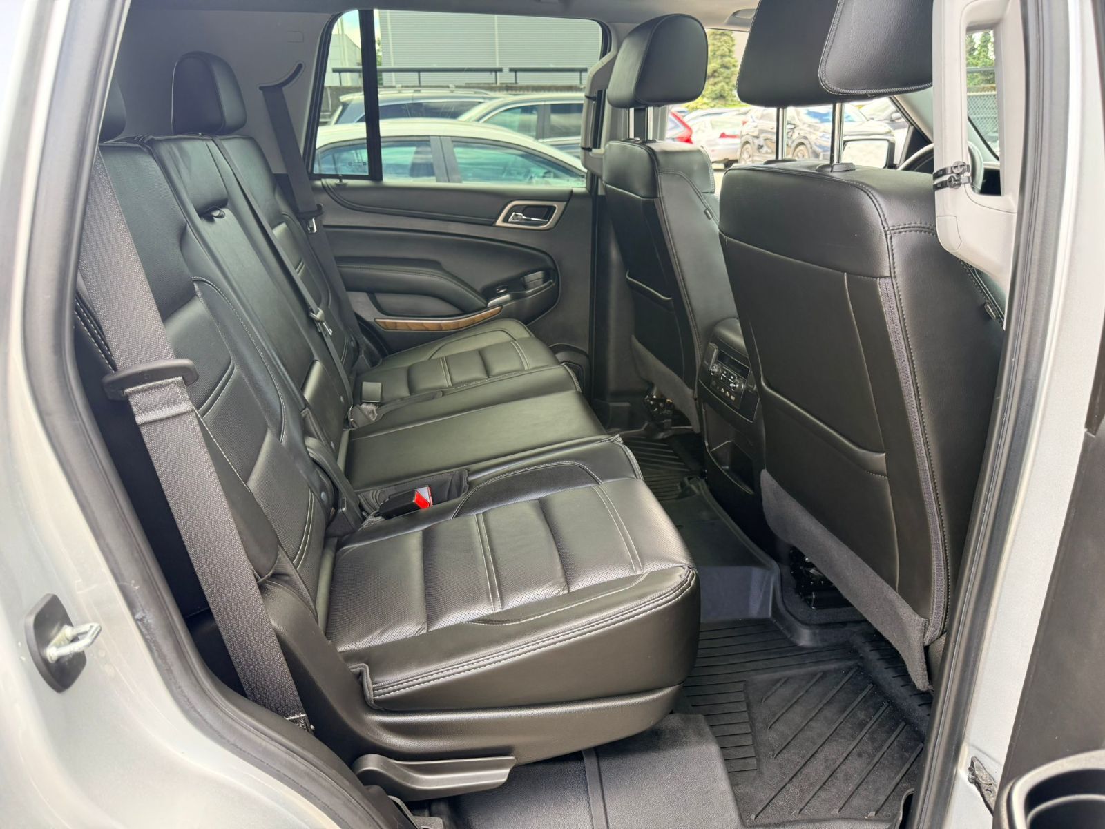 2020 GMC Yukon in North Vancouver, British Columbia