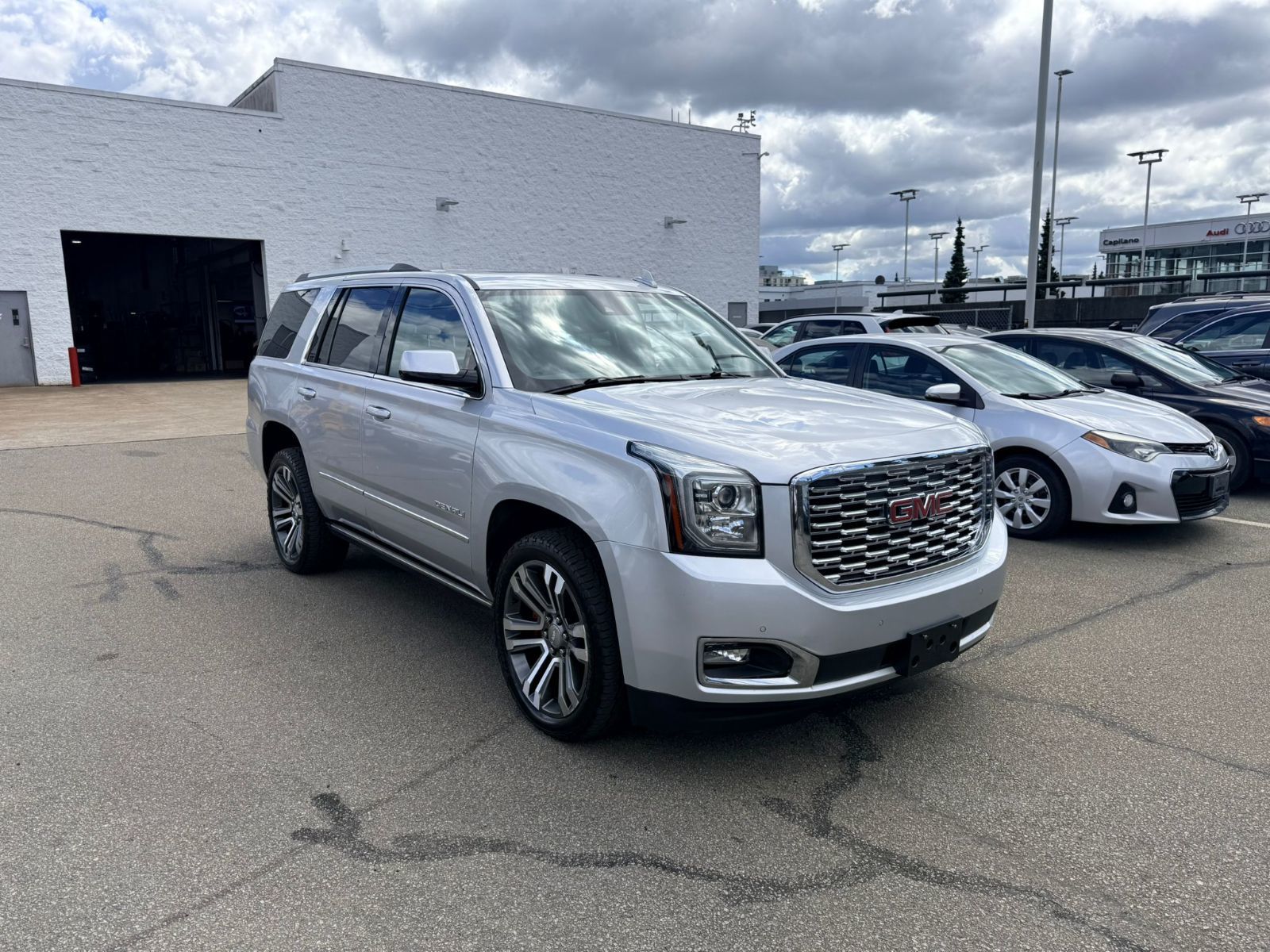 2020 GMC Yukon in North Vancouver, British Columbia