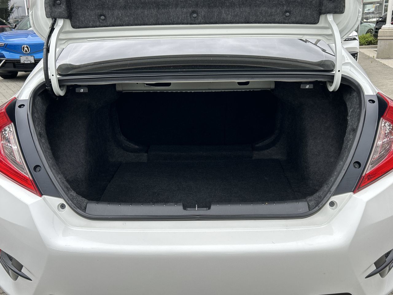 Honda Civic  2017 à Vancouver Nord, Colombie-Britannique
