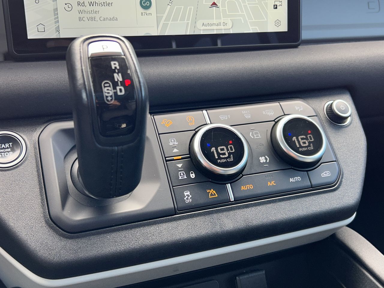 2020 Land Rover Defender in North Vancouver, British Columbia