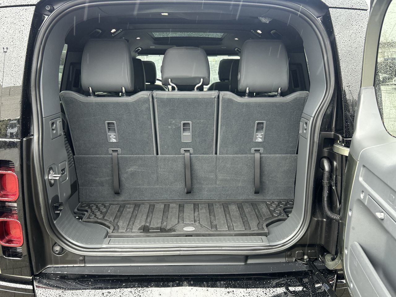 2023 Land Rover Defender