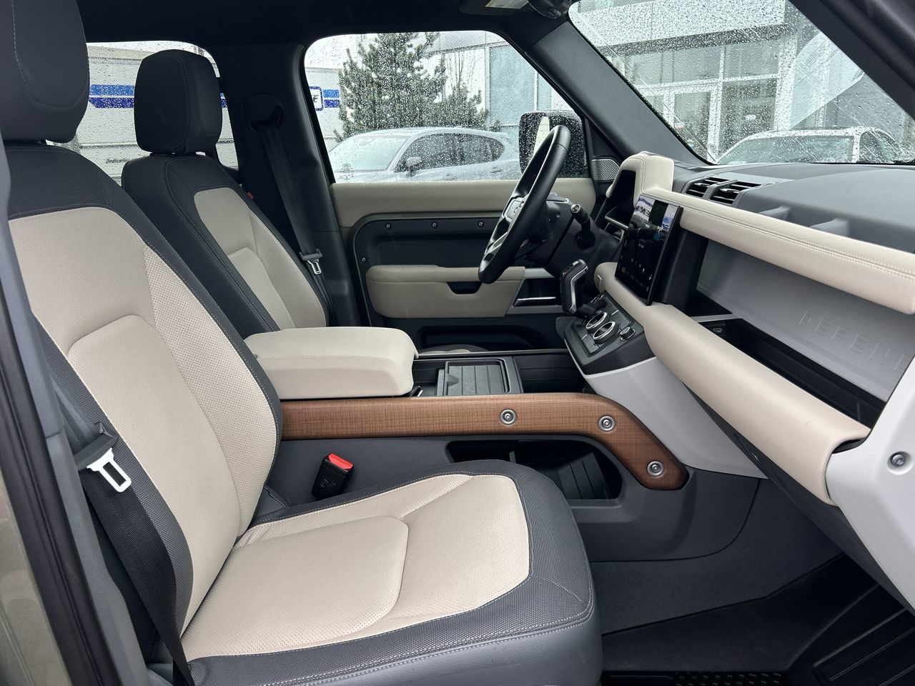 2023 Land Rover Defender