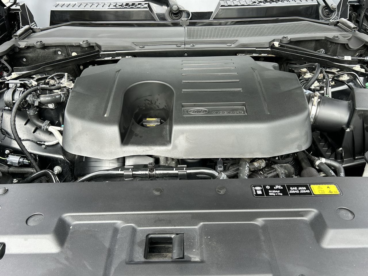 2023 Land Rover Defender in North Vancouver, British Columbia