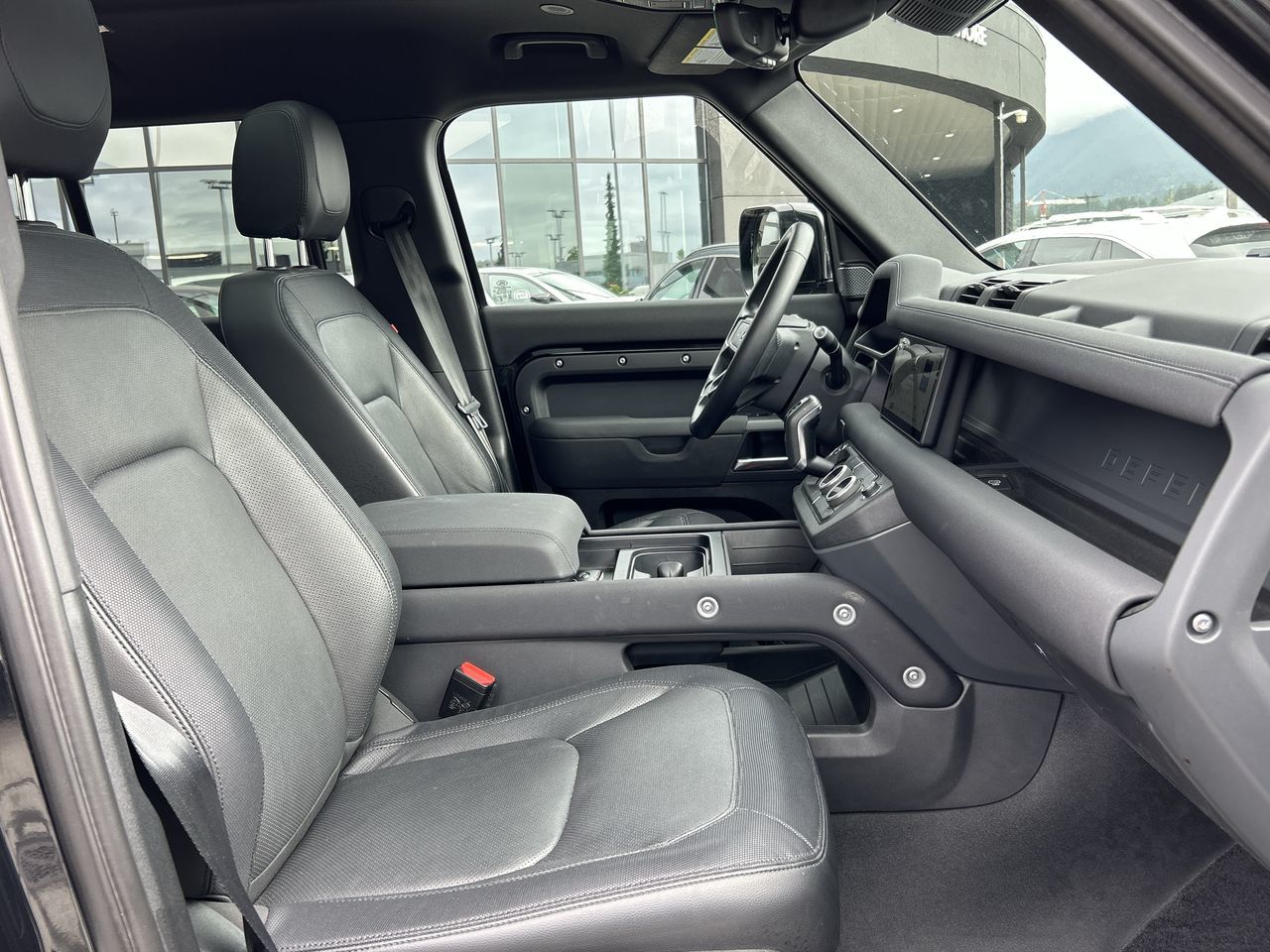 2023 Land Rover Defender in North Vancouver, British Columbia