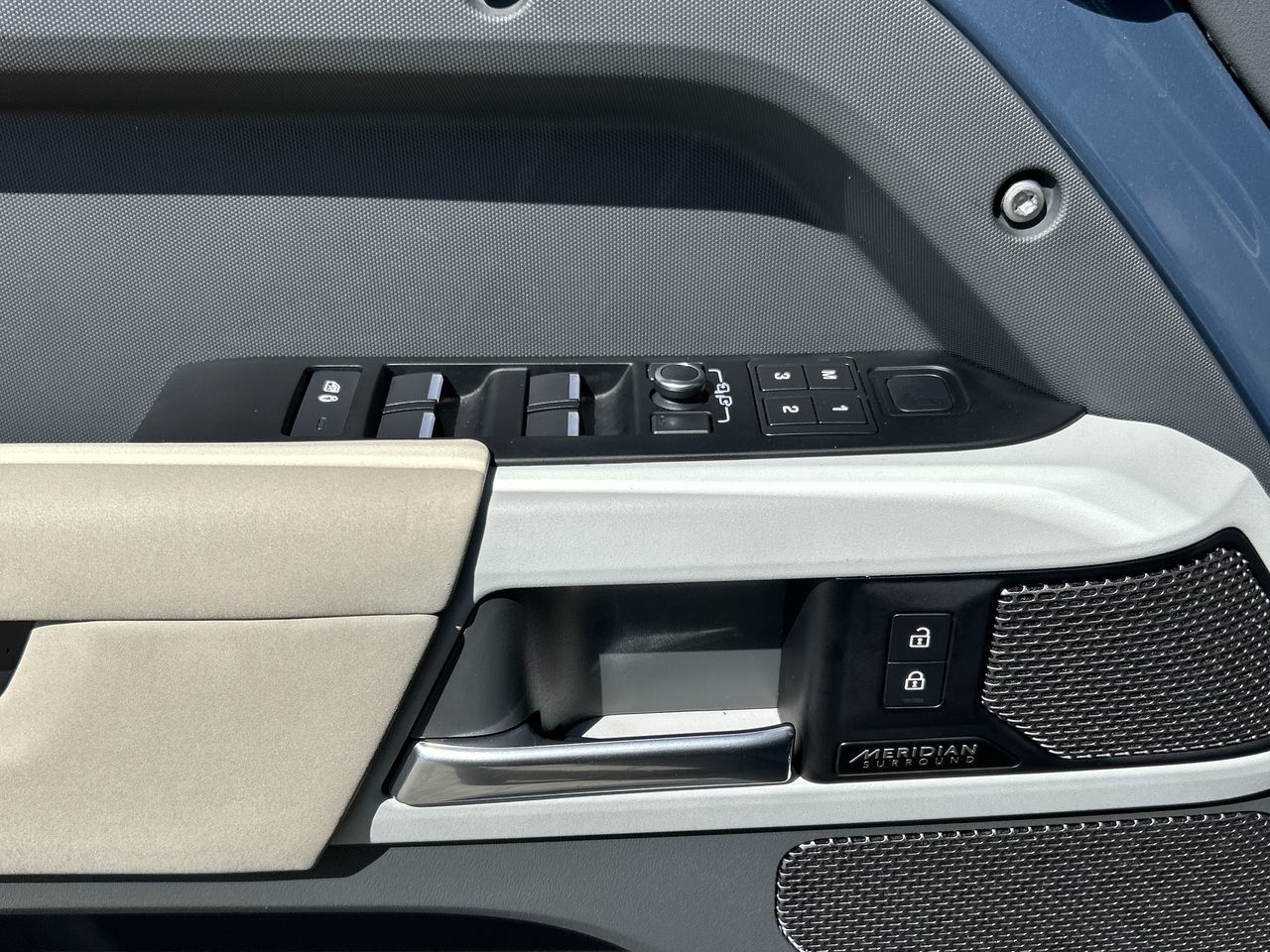 2023 Land Rover Defender in North Vancouver, British Columbia