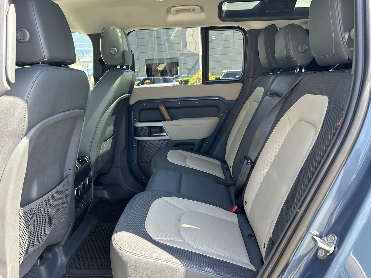 2023 Land Rover Defender in North Vancouver, British Columbia