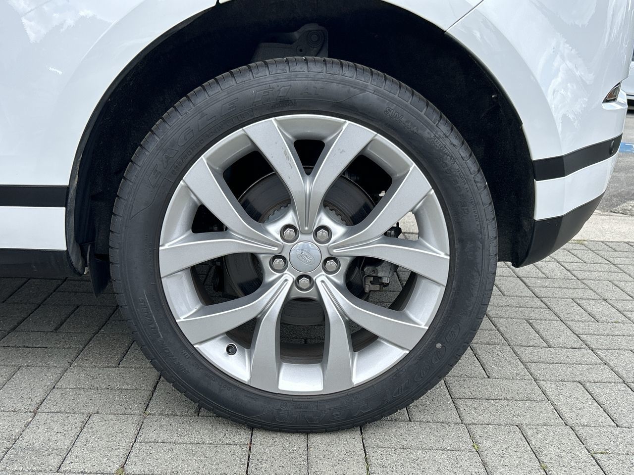 2023 Land Rover Range Rover Evoque in North Vancouver, British Columbia